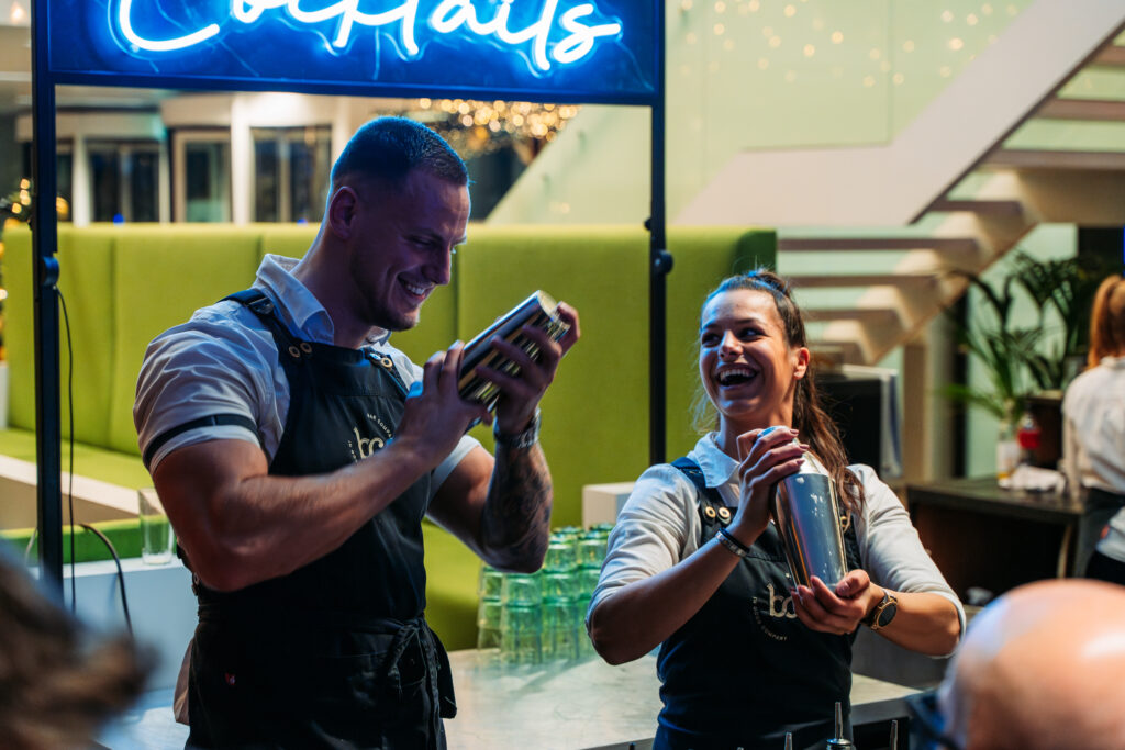 Bar Company
